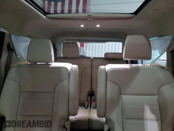 ✅ 2019 GMC Acadia Denali • VIN: 1GKKNPLS5KZ132965 • Lot: 87883385. Listed on Copart with 51,815 mi. Free auction sales archive from the USA and detailed vehicle history report at DreamBid. Image 10.