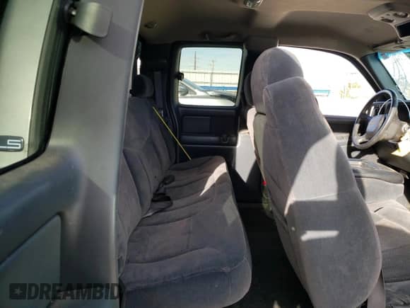 2001 Chevrolet Silverado 1500 LT z VIN 2GCEC19T511271707, wystawiony jako Copart lot #44648365 z przebiegiem 164 769 mil mil oraz Szkoda całkowita • Salvage title. Historia ofert i sprzedaży dostępna na DreamBid. Obrazek 12.