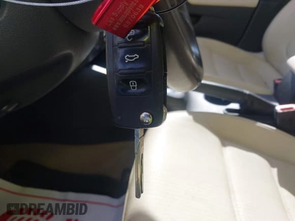 ✅ 2012 Volkswagen Jetta SE • VIN: 3VWDP7AJ3CM371164 • Lot: 42979078. Listed on IAAI with 158,544 mi. Free auction sales archive from the USA and detailed vehicle history report at DreamBid. Image 11.