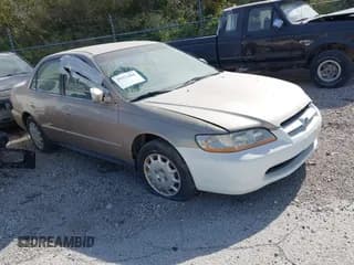✅ 2001 Honda Accord LX • VIN: 1HGCG66521A022612 • Lot: 39372406. Listed on IAAI with Not provided. Free auction sales archive from the USA and detailed vehicle history report at DreamBid. Image 1.