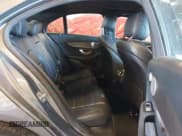 ✅ 2019 Mercedes-Benz C 300 • VIN: 55SWF8EB3KU301575 • Lot: 42616717. Wystawiony na IAAI z przebiegiem 92 366 mil. Bezpłatny archiwum sprzedaży aukcyjnych z USA i szczegółowy raport historii pojazdu na DreamBid. Zdjęcie 8.