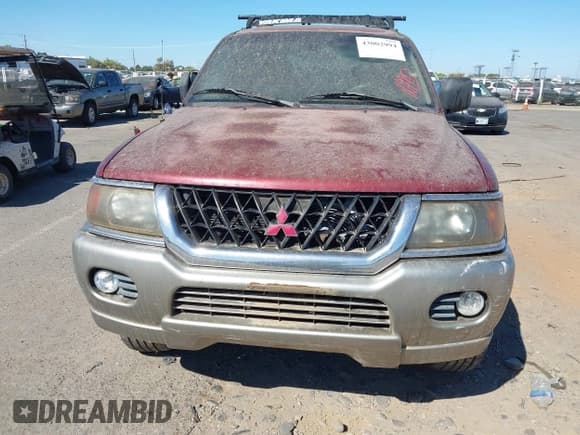✅ 2000 Mitsubishi Montero Sport LS • VIN: JA4MT31HXYP012040 • Lot: 43002994. Listed on IAAI with 219,710 mi. Free auction sales archive from the USA and detailed vehicle history report at DreamBid. Image 6.