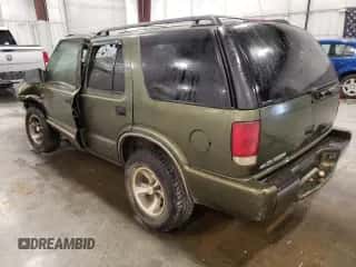 2001 Chevrolet Blazer LT with VIN 1GNDT13W712137013, listed as a Copart auction lot 79121134 with 141,399 mi miles and Salvage title. Bid and sale history available at DreamBid. Image 2.