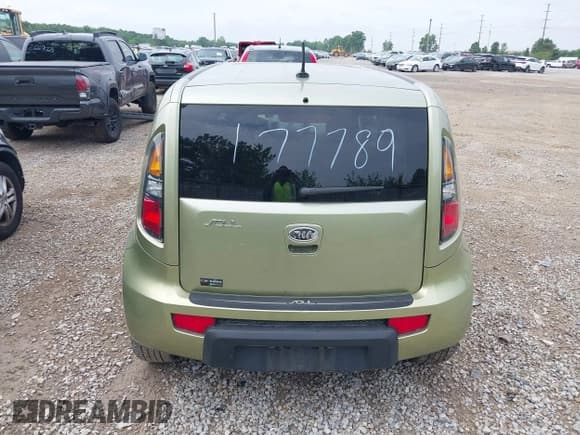✅ 2010 Kia Soul + • VIN: KNDJT2A29A7177789 • Lot: 42512395. Wystawiony na IAAI z przebiegiem 107 923 mil. Bezpłatny archiwum sprzedaży aukcyjnych z USA i szczegółowy raport historii pojazdu na DreamBid. Zdjęcie 15.