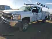 ✅ 2013 Chevrolet Silverado 2500HD • VIN: 1GB2KVCG3DZ340483 • Лот: 84952364. Опубликован ранее на Copart с пробегом 62 209 миль. Бесплатный доступ к архиву аукционных продаж из США и подробный отчёт об истории автомобиля на DreamBid. Изображение 1.