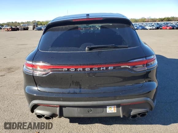 ✅ 2022 Porsche Macan • VIN: WP1AA2A51NLB04069 • Lot: 92630095. Wystawiony na Copart z przebiegiem 19 558 mil. Bezpłatny archiwum sprzedaży aukcyjnych z USA i szczegółowy raport historii pojazdu na DreamBid. Zdjęcie 6.
