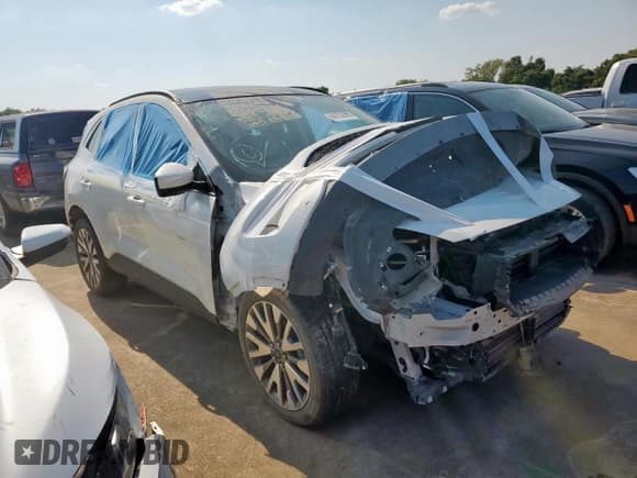 ✅ 2022 Ford Escape Titanium • VIN: 1FMCU9J91NUB93886 • Lot: 68793095. Wystawiony na Copart z przebiegiem Nie podano. Bezpłatny archiwum sprzedaży aukcyjnych z USA i szczegółowy raport historii pojazdu na DreamBid. Zdjęcie 4.