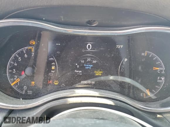 ✅ 2019 Jeep Grand Cherokee Limited • VIN: 1C4RJFBG7KC619438 • Lot: 86101085. Listed on Copart with 209,013 mi. Free auction sales archive from the USA and detailed vehicle history report at DreamBid. Image 9.