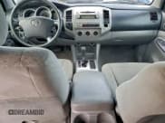 ✅ 2008 Toyota Tacoma • VIN: 5TEMU52N28Z470151 • Lot: 95724115. Wystawiony na Copart z przebiegiem 138 184 mil. Bezpłatny archiwum sprzedaży aukcyjnych z USA i szczegółowy raport historii pojazdu na DreamBid. Zdjęcie 8.