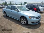 ✅ 2013 Volkswagen Passat SE • VIN: 1VWBP7A33DC057302 • Лот: 42603554. Опубликован ранее на IAAI с пробегом 197 082 миль. Бесплатный доступ к архиву аукционных продаж из США и подробный отчёт об истории автомобиля на DreamBid. Изображение 1.