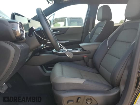 ✅ 2025 Chevrolet Equinox AWD LT • VIN: 3GNAXPEG9SL257430 • Lot: 65589695. Wystawiony na Copart z przebiegiem 7 649 mil. Bezpłatny archiwum sprzedaży aukcyjnych z USA i szczegółowy raport historii pojazdu na DreamBid. Zdjęcie 7.