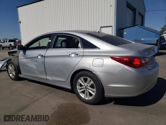 ✅ 2011 Hyundai Sonata GLS • VIN: 5NPEB4AC3BH269941 • Lot: 69117344. Listed on Copart with 103,002 mi. Free auction sales archive from the USA and detailed vehicle history report at DreamBid. Image 2.
