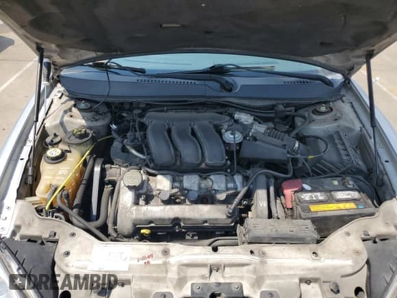 ✅ 2004 Ford Taurus SES • VIN: 1FAHP55S64G148159 • Lot: 68862385. Listed on Copart with 240,782 mi. Free auction sales archive from the USA and detailed vehicle history report at DreamBid. Image 11.