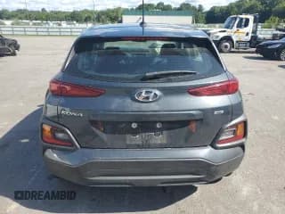 ✅ 2020 Hyundai Kona SE • VIN: KM8K1CAA3LU577032 • Лот: 68443734. Опубликован ранее на Copart с пробегом 55 643 миль. Бесплатный доступ к архиву аукционных продаж из США и подробный отчёт об истории автомобиля на DreamBid. Изображение 6.