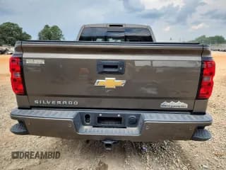 ✅ 2014 Chevrolet Silverado 1500 High Country • VIN: 3GCUKTEC8EG288434 • Lot: 80527125. Wystawiony na Copart z przebiegiem 92 383 mil. Bezpłatny archiwum sprzedaży aukcyjnych z USA i szczegółowy raport historii pojazdu na DreamBid. Zdjęcie 6.