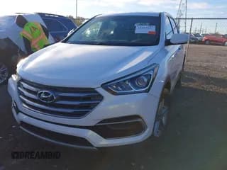 ✅ 2017 Hyundai Santa Fe 2.4L • VIN: 5NMZTDLB0HH023101 • Лот: 43494022. Опубликован ранее на IAAI с пробегом 104 605 миль. Бесплатный доступ к архиву аукционных продаж из США и подробный отчёт об истории автомобиля на DreamBid. Изображение 2.