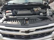 ✅ 2022 Chevrolet Silverado 1500 RST • VIN: 1GCUDEED0NZ553586 • Лот: 81773285. Опубликован ранее на Copart с пробегом 30 127 миль. Бесплатный доступ к архиву аукционных продаж из США и подробный отчёт об истории автомобиля на DreamBid. Изображение 11.