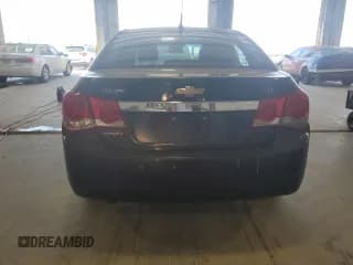 ✅ 2014 Chevrolet Cruze 2LT • VIN: 1G1PE5SB8E7192366 • Lot: 84898895. Wystawiony na Copart z przebiegiem 194 255 mil. Bezpłatny archiwum sprzedaży aukcyjnych z USA i szczegółowy raport historii pojazdu na DreamBid. Zdjęcie 6.