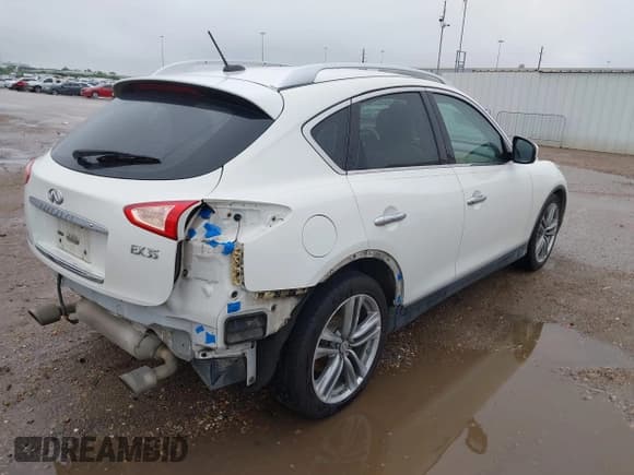 ✅ 2011 Infiniti EX Journey • VIN: JN1AJ0HP0BM800654 • Lot: 42198660. Listed on IAAI with 199,266 mi. Free auction sales archive from the USA and detailed vehicle history report at DreamBid. Image 4.