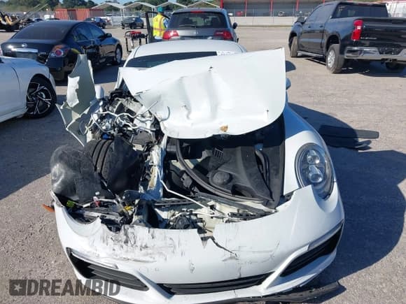 ✅ 2018 Porsche 911 Carrera • VIN: WP0AA2A9XJS106391 • Лот: 41016052. Опубликован ранее на IAAI с пробегом 29 510 миль. Бесплатный доступ к архиву аукционных продаж из США и подробный отчёт об истории автомобиля на DreamBid. Изображение 12.