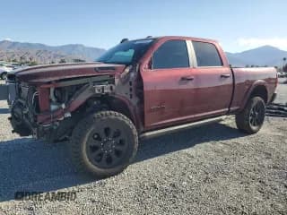 ✅ 2020 Ram 2500 Laramie • VIN: 3C6UR5FL3LG284379 • Lot: 71662055. Wystawiony na Copart z przebiegiem 61 510 mil. Bezpłatny archiwum sprzedaży aukcyjnych z USA i szczegółowy raport historii pojazdu na DreamBid. Zdjęcie 1.