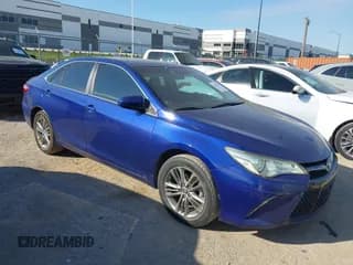 ✅ 2015 Toyota Camry SE • VIN: 4T1BF1FKXFU980016 • Lot: 43398994. Wystawiony na IAAI z przebiegiem 165 694 mil. Bezpłatny archiwum sprzedaży aukcyjnych z USA i szczegółowy raport historii pojazdu na DreamBid. Zdjęcie 1.