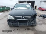 ✅ 2004 Mercedes-Benz M 500 • VIN: 4JGAB75E34A459997 • Lot: 41543330. Wystawiony na IAAI z przebiegiem 194 036 mil. Bezpłatny archiwum sprzedaży aukcyjnych z USA i szczegółowy raport historii pojazdu na DreamBid. Zdjęcie 6.