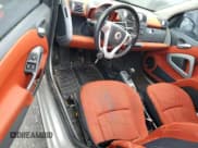 ✅ 2008 Smart fortwo Pure • VIN: WMEEJ31X78K163083 • Lot: 72976524. Wystawiony na Copart z przebiegiem Nie podano. Bezpłatny archiwum sprzedaży aukcyjnych z USA i szczegółowy raport historii pojazdu na DreamBid. Zdjęcie 8.