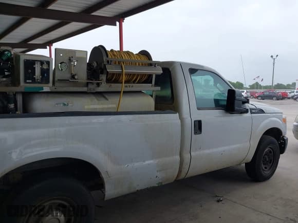 ✅ 2016 Ford F-350 XL • VIN: 1FTBF3A69GEC07110 • Lot: 41930376. Listed on IAAI with 179,216 mi. Free auction sales archive from the USA and detailed vehicle history report at DreamBid. Image 13.