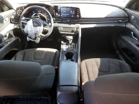 ✅ 2022 Hyundai Elantra SEL • VIN: KMHLS4AG2NU335881 • Lot: 86608375. Listed on Copart with 60,867 mi. Free auction sales archive from the USA and detailed vehicle history report at DreamBid. Image 8.