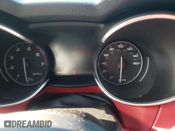 ✅ 2021 Alfa Romeo Stelvio • VIN: ZASPAKAN0M7D15466 • Лот: 71506352. Опубликован ранее на Copart с пробегом 10 945 миль. Бесплатный доступ к архиву аукционных продаж из США и подробный отчёт об истории автомобиля на DreamBid. Изображение 9.