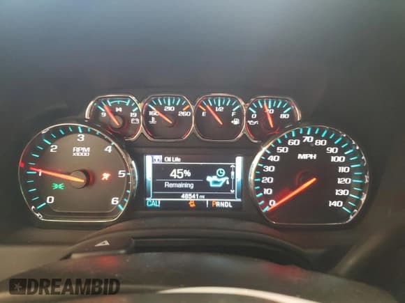 ✅ 2018 Chevrolet Suburban LS • VIN: 1GNSCGEC3JR140303 • Lot: 69944234. Listed on Copart with 48,541 mi. Free auction sales archive from the USA and detailed vehicle history report at DreamBid. Image 9.