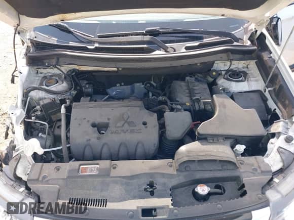 2018 Mitsubishi Outlander ES z VIN JA4AZ3A38JZ034988, wystawiony jako IAAI lot #42474272 z przebiegiem 95 066 mil mil oraz . Historia ofert i sprzedaży dostępna na DreamBid. Obrazek 10.