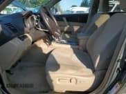 ✅ 2010 Toyota Highlander • VIN: 5TDBK3EH4AS005686 • Lot: 72056945. Listed on Copart with 229,193 mi. Free auction sales archive from the USA and detailed vehicle history report at DreamBid. Image 7.