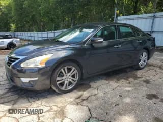 ✅ 2014 Nissan Altima S • VIN: 1N4BL3AP7EN252115 • Lot: 57272345. Listed on Copart with 95,190 mi. Free auction sales archive from the USA and detailed vehicle history report at DreamBid. Image 1.