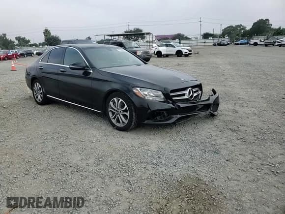 ✅ 2018 Mercedes-Benz C 300 • VIN: 55SWF4JB7JU266925 • Lot: 71359005. Listed on Copart with 108,829 mi. Free auction sales archive from the USA and detailed vehicle history report at DreamBid. Image 13.
