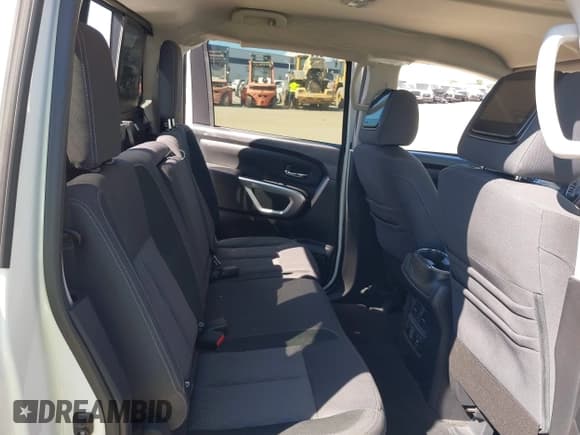 ✅ 2021 Nissan Titan SV • VIN: 1N6AA1EF7MN503552 • Lot: 43515276. Listed on IAAI with 67,755 mi. Free auction sales archive from the USA and detailed vehicle history report at DreamBid. Image 8.