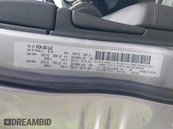 ✅ 2018 Jeep Grand Cherokee High Altitude • VIN: 1C4RJFCG8JC466792 • Lot: 42824215. Wystawiony na IAAI z przebiegiem 123 924 mil. Bezpłatny archiwum sprzedaży aukcyjnych z USA i szczegółowy raport historii pojazdu na DreamBid. Zdjęcie 9.