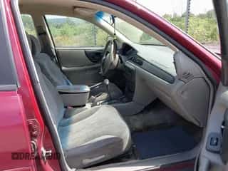 2004 Chevrolet Malibu Classic z VIN 1G1ND52F84M658889, wystawiony jako IAAI lot #42727739 z przebiegiem Nie podano mil oraz . Historia ofert i sprzedaży dostępna na DreamBid. Obrazek 5.