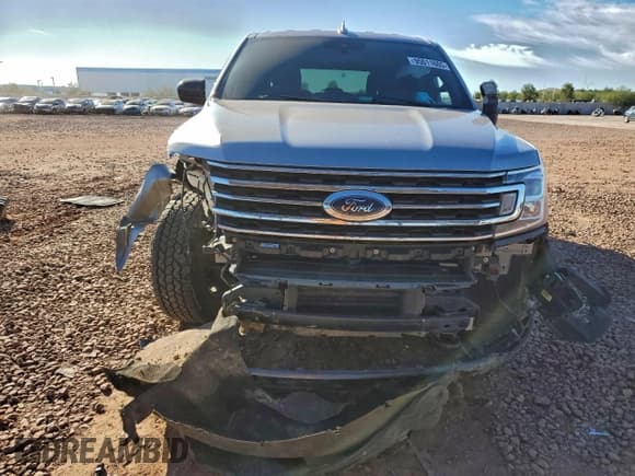 ✅ 2021 Ford Expedition XL • VIN: 1FMJU1GTXMEA26933 • Lot: 95011605. Wystawiony na Copart z przebiegiem 102 678 mil. Bezpłatny archiwum sprzedaży aukcyjnych z USA i szczegółowy raport historii pojazdu na DreamBid. Zdjęcie 5.