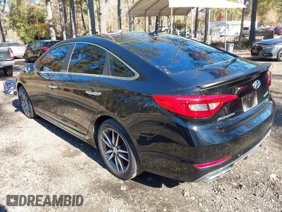 ✅ 2015 Hyundai Sonata Sport • VIN: 5NPE34AB6FH110664 • Lot: 43679361. Wystawiony na IAAI z przebiegiem Nie podano. Bezpłatny archiwum sprzedaży aukcyjnych z USA i szczegółowy raport historii pojazdu na DreamBid. Zdjęcie 3.