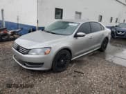 ✅ 2012 Volkswagen Passat S • VIN: 1VWAH7A33CC103153 • Lot: 69983425. Wystawiony na Copart z przebiegiem 219 658 mil. Bezpłatny archiwum sprzedaży aukcyjnych z USA i szczegółowy raport historii pojazdu na DreamBid. Zdjęcie 1.