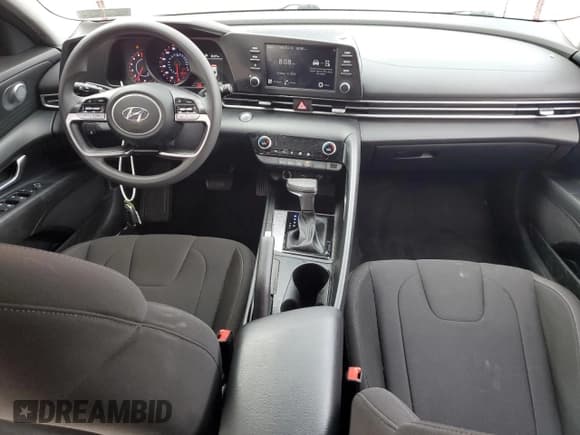 ✅ 2022 Hyundai Elantra SEL • VIN: 5NPLM4AG0NH076123 • Lot: 86461505. Listed on Copart with 49,856 mi. Free auction sales archive from the USA and detailed vehicle history report at DreamBid. Image 8.