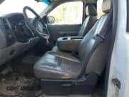 ✅ 2009 GMC Sierra 1500 • VIN: 1GTHC44K99F149921 • Lot: 42698865. Wystawiony na Copart z przebiegiem 251 415 mil. Bezpłatny archiwum sprzedaży aukcyjnych z USA i szczegółowy raport historii pojazdu na DreamBid. Zdjęcie 7.