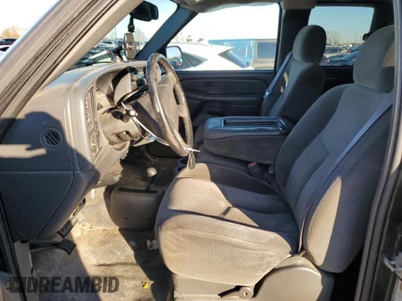 ✅ 2005 Chevrolet Silverado 2500HD LT • VIN: 1GCHK29U65E217996 • Lot: 81293524. Listed on Copart with 201,363 mi. Free auction sales archive from the USA and detailed vehicle history report at DreamBid. Image 7.