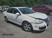 ✅ 2009 Volkswagen Jetta SE • VIN: 3VWRZ71K29M033787 • Lot: 61969945. Listed on Copart with 175,785 mi. Free auction sales archive from the USA and detailed vehicle history report at DreamBid. Image 4.