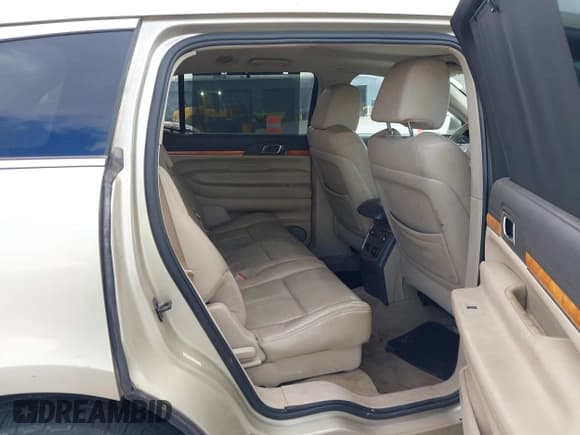 ✅ 2010 Lincoln MKT • VIN: 2LMHJ5FR6ABJ22705 • Lot: 43125758. Listed on IAAI with 220,346 mi. Free auction sales archive from the USA and detailed vehicle history report at DreamBid. Image 8.