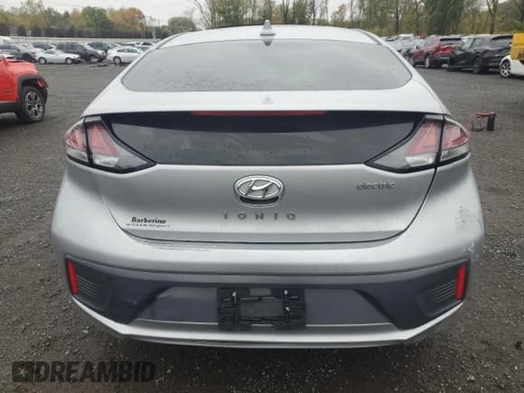 ✅ 2020 Hyundai Ioniq Limited • VIN: KMHC85LJ9LU071214 • Lot: 85557795. Listed on Copart with 74,144 mi. Free auction sales archive from the USA and detailed vehicle history report at DreamBid. Image 6.