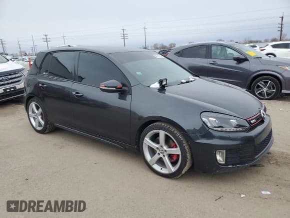 ✅ 2011 Volkswagen Golf GTI w/Sunroof & Navi PZEV • VIN: WVWGD7AJ6BW200755 • Lot: 45178165. Wystawiony na Copart z przebiegiem 154 180 mil. Bezpłatny archiwum sprzedaży aukcyjnych z USA i szczegółowy raport historii pojazdu na DreamBid. Zdjęcie 4.