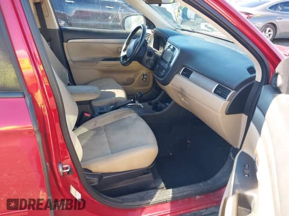 2016 Mitsubishi Outlander SE с VIN JA4AZ3A37GZ060653, выставлен на аукционе IAAI как лот 43392192 с пробегом 153 837 миль миль и . История ставок и продаж доступна на DreamBid. Изображение 5.